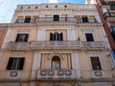 Della fabbrica oggi per� non resta pi� nulla: fu infatti abbattuta definitivamente negli anni 60. A ricordo della famiglia rimane la loro antica residenza: un �castello� situato al civico 234 di via Napoli che, a distanza di quasi un secolo, fa ancora bella mostra di s� grazie al suo stile unico